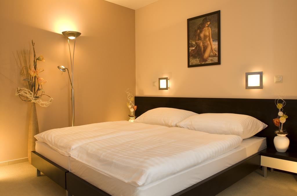 Franko Hotel Zvolen Chambre photo